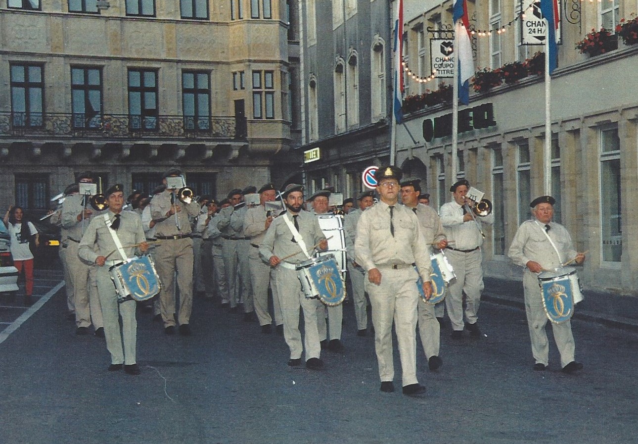 Beim Marsch vum Palais op d´Plëss