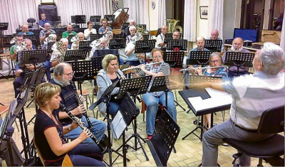 Geprobt wird in Rollingergrund, da die Musikanten aus allen Teilen des Landes kommen.