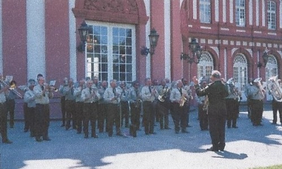 Stand-Concert virum Bibricher Schlass