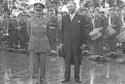 In Walferdingen, Sir B.Montgomery mit Armeeminister Pierre Werner (collection Josy Comes)