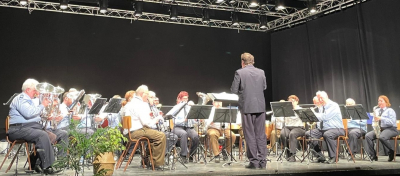 deen zweete Concert huet d´Douane´s Musek ënert der Leedung vum Thomas Graf gespillt