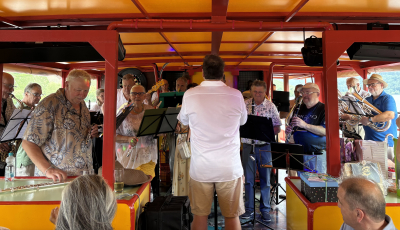 nodems datt mir alles op d´Schëff geplenert haten, hu mir mam Concert weidergemaach