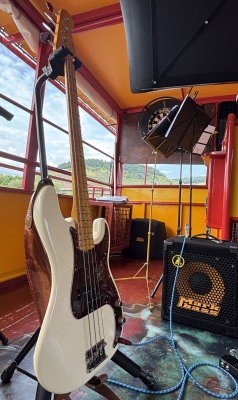 dem Micha säi Bass selbverständlech och