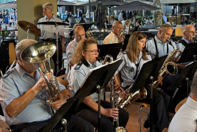 Euphonium, Bassklarinett a Saxophonen stellen e gutt Mëttelfeld duer