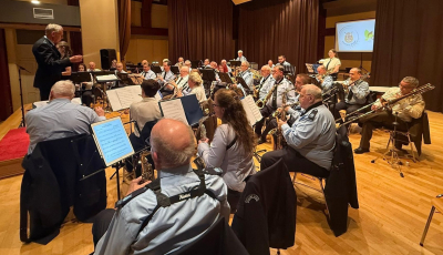 vun do huet de Saxophonsregëster de Chef am Aa