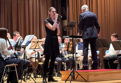 de Gesangsdeel gouf iwerholl vum Claudine Schott