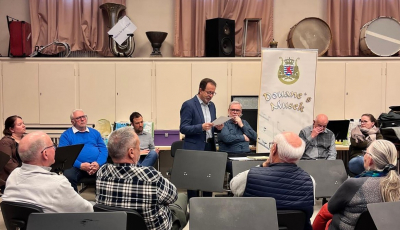 de Sekretär Fernand Bartemes huet säi Rapport virgedroen